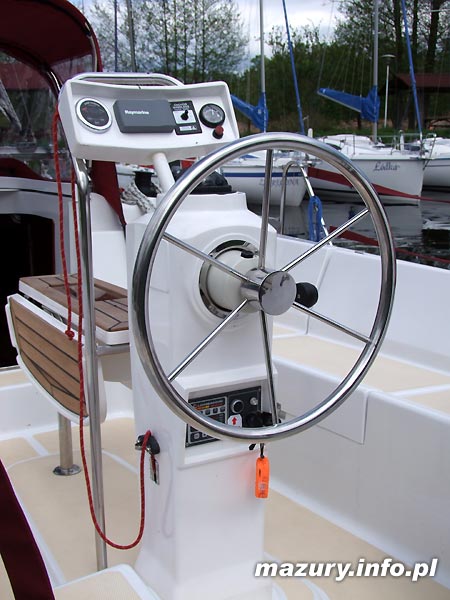 JANMOR
                  32